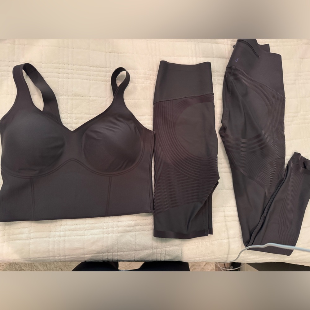 FANKA size Medium 3-piece set. Reversible Body Sculpting Set - charcoal color
